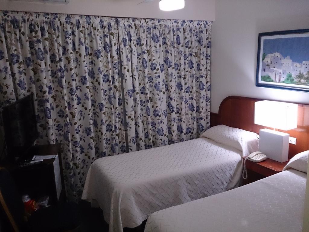 Hotel Orly Коррієнтес Номер фото